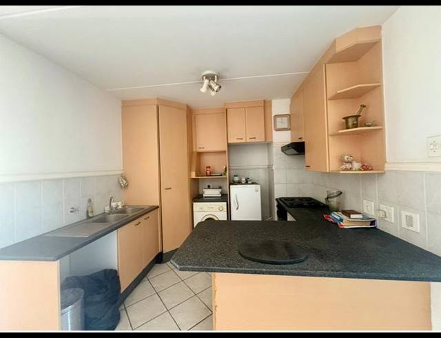 3 BEDROOM APARTMENT FOR SALE IN SANDRINGHAM